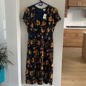 J.Crew navy with gold flowers short sleeve midi dress. Brand new with tags.